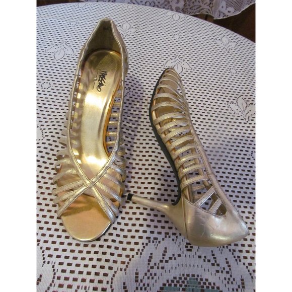 Retro Vintage Massimo Cage Spool Heel Gold Size 8 - Picture 4 of 11